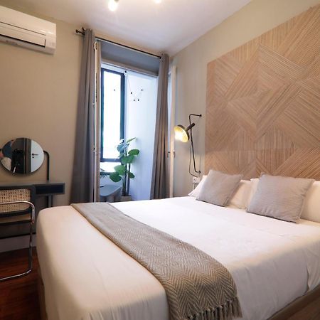 Suites You Gran Via Madrid Exterior photo