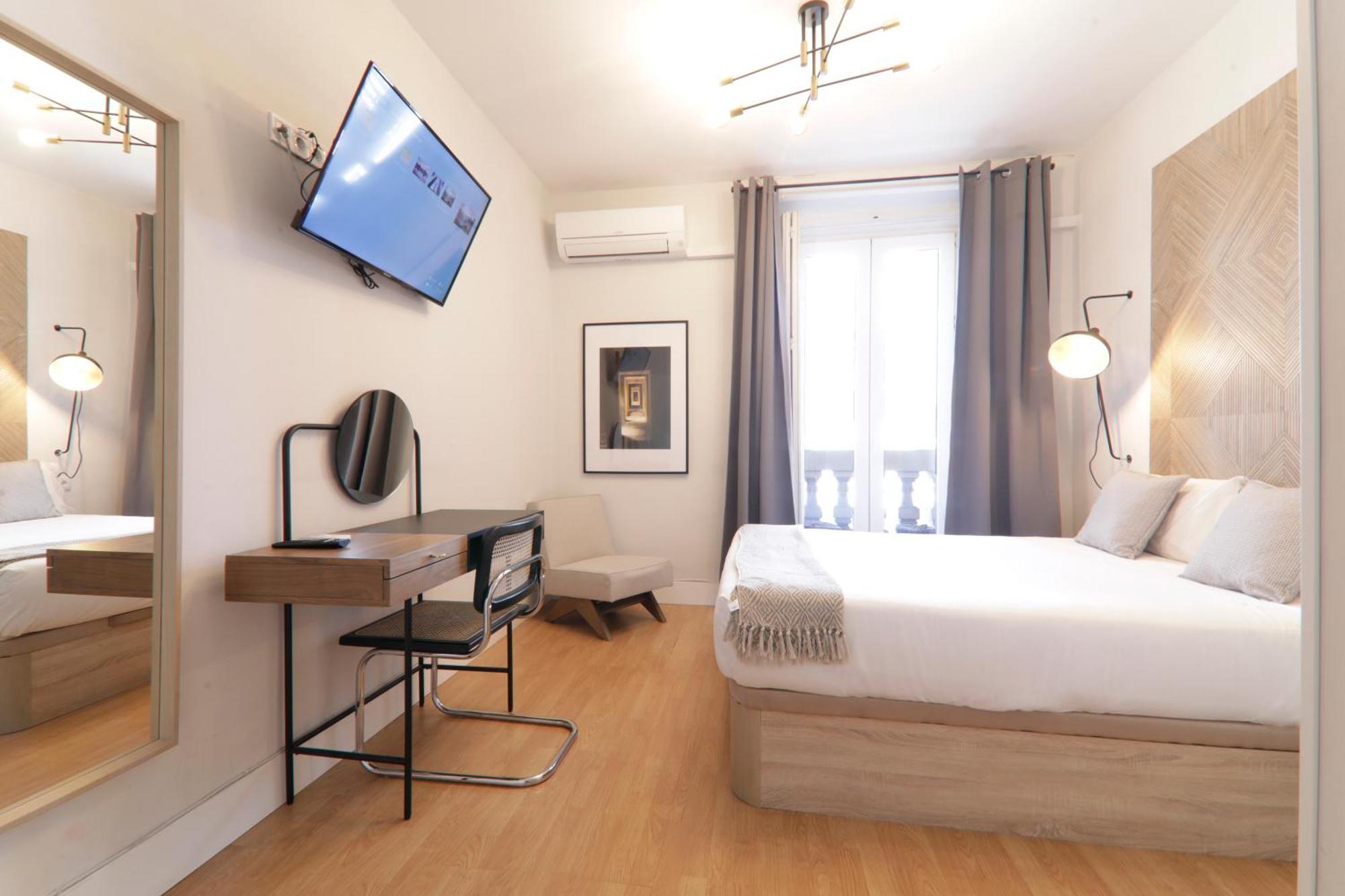 Suites You Gran Via Madrid Exterior photo